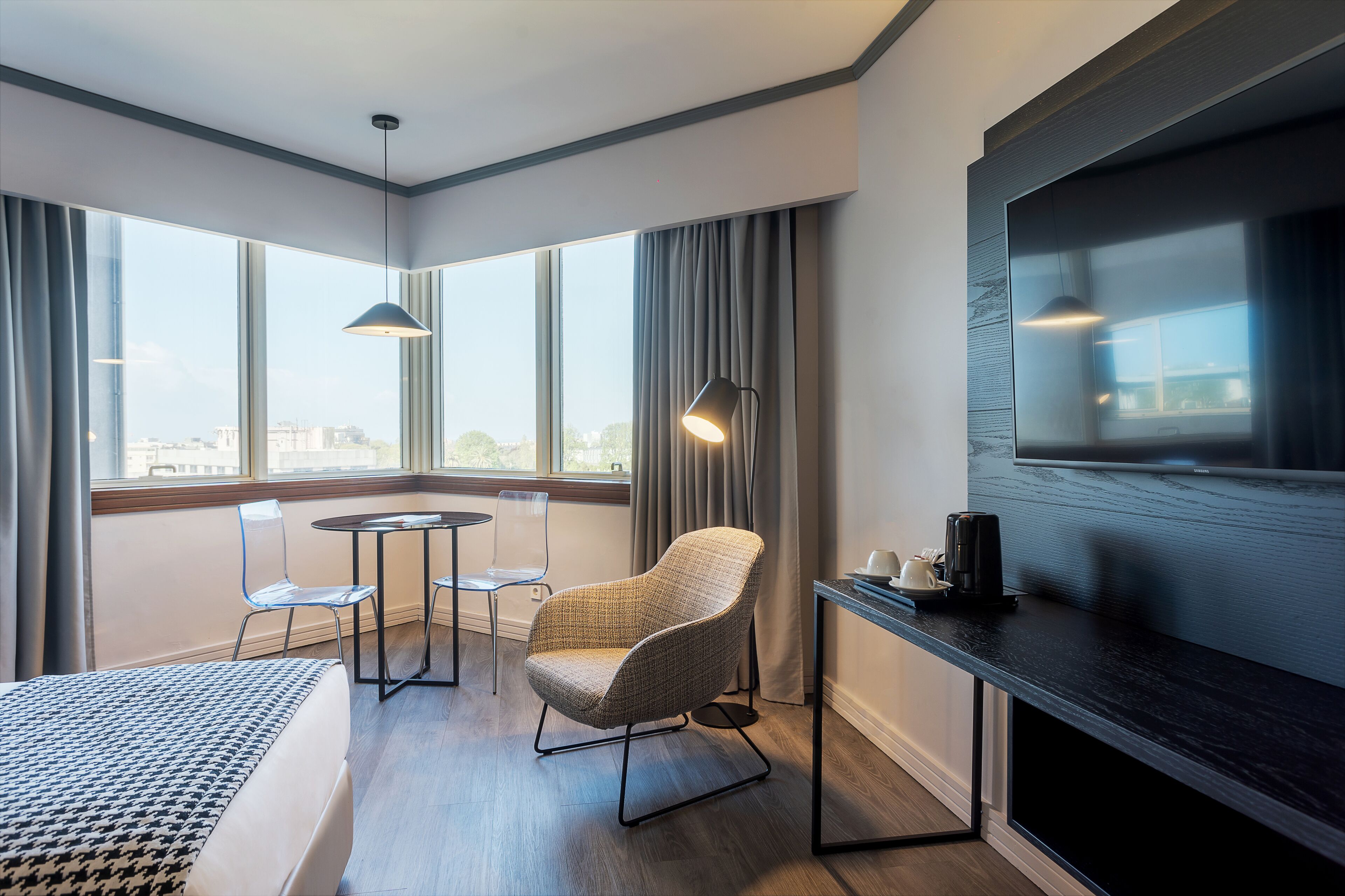 comfort plus (triple) | minibar, in-room safe, blackout curtains, soundproofing