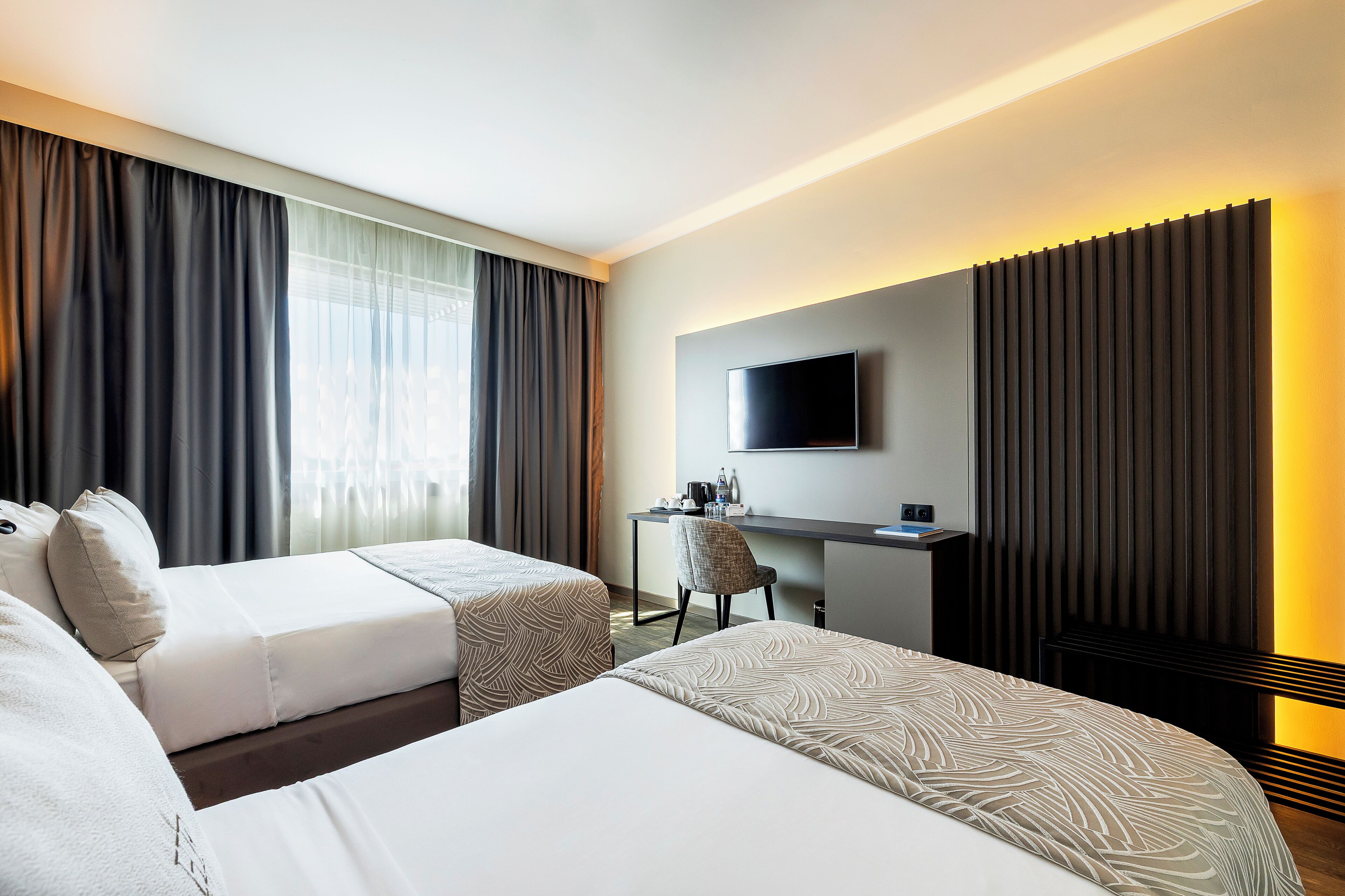 comfort plus  | minibar, in-room safe, desk, blackout curtains