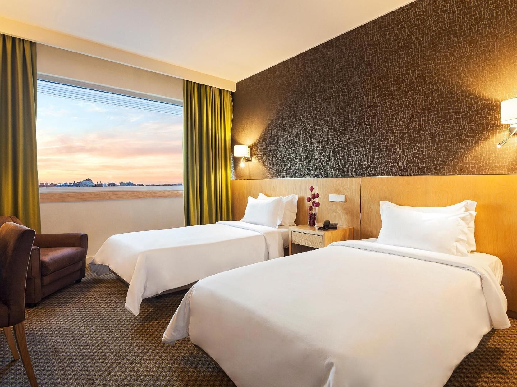 Minibar, in-room safe, desk, soundproofing
