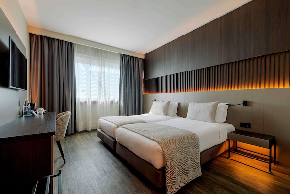 Minibar, in-room safe, desk, blackout drapes