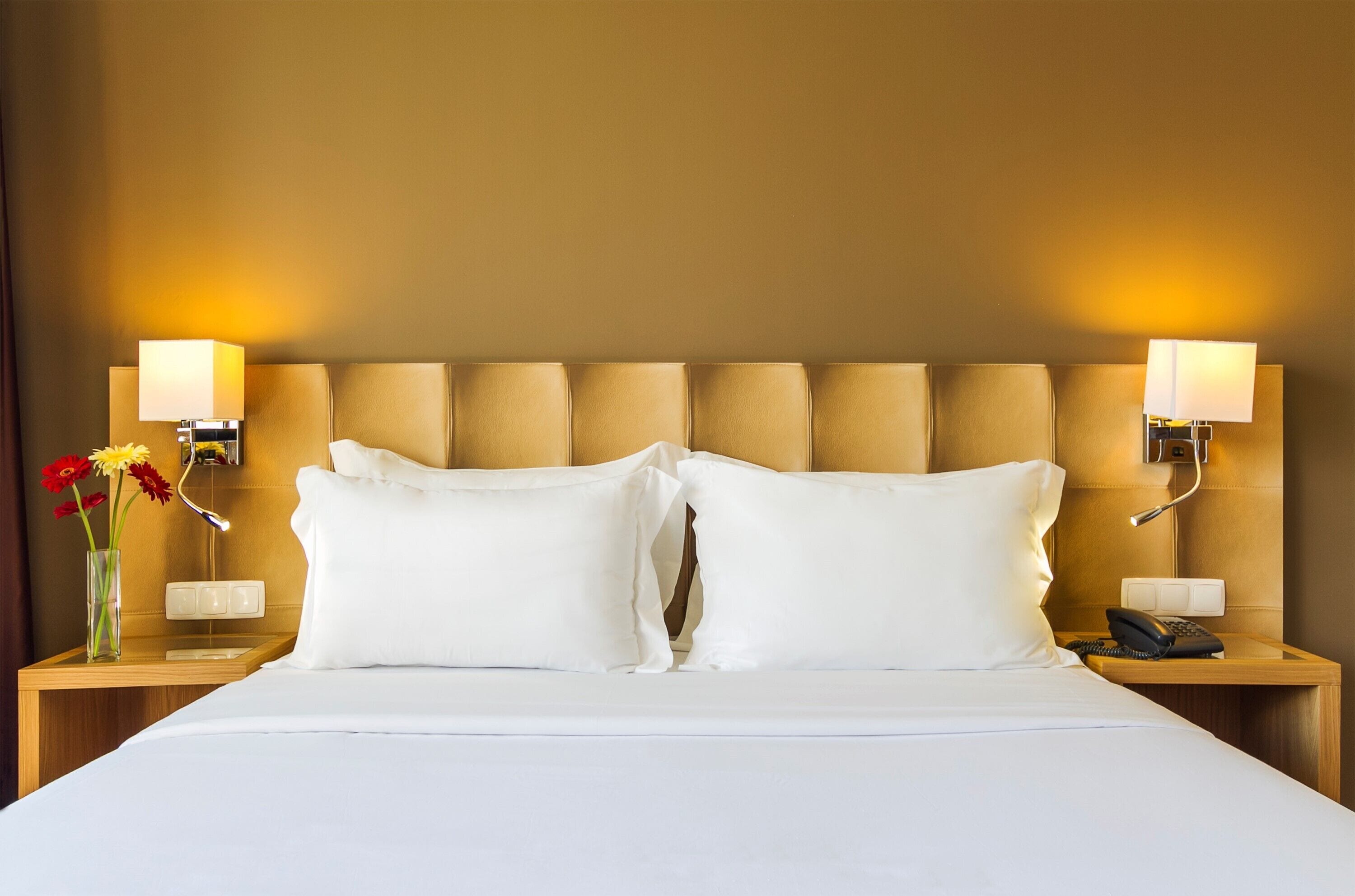 comfort double room, balcony | in-room safe, desk, blackout curtains, soundproofing