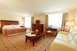 Superior Room | Premium bedding, down duvets, Tempur-Pedic beds, minibar
