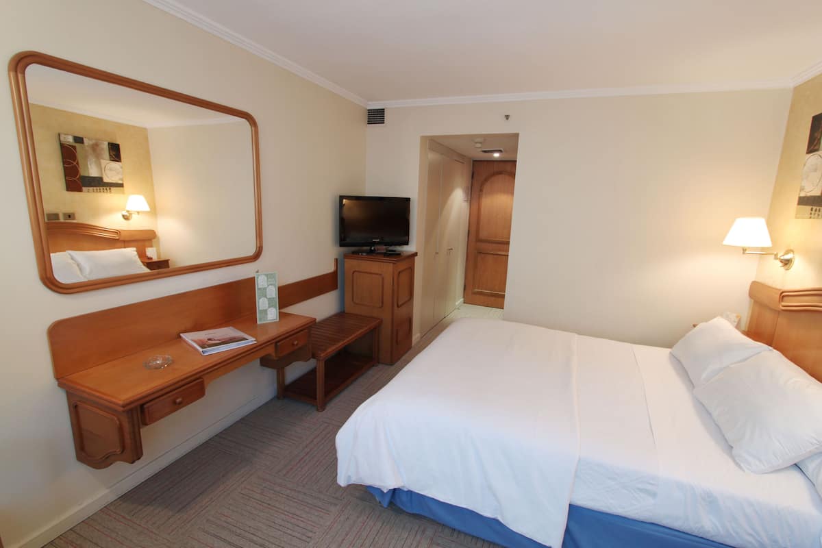 Hochwertige Bettwaren, Daunenbettdecken, Tempur-Pedic-Betten, Minibar