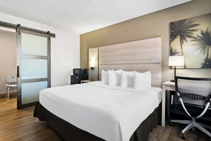 Escrivaninha, espaço de trabalho para notebook