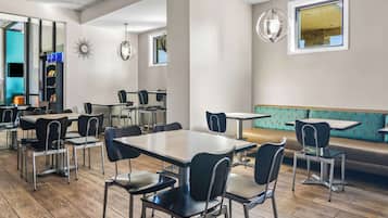 Free daily full breakfast