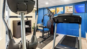 A gym with cardio equipment, weight machines, and a treadmill. - Comfort Inn & Suites Walterboro I-95 (Walterboro)