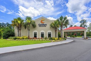 Mặt tiền nơi lưu trú