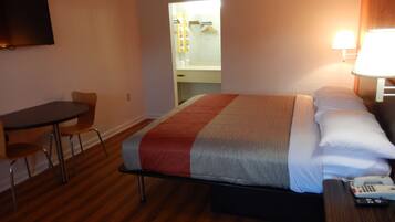 Iron/ironing board, free WiFi, bed sheets, alarm clocks