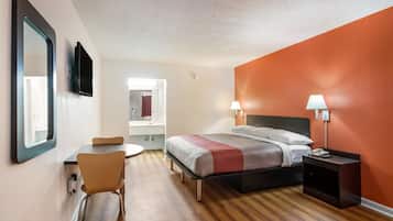 Iron/ironing board, free WiFi, bed sheets, alarm clocks