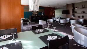 Lounge dans le hall