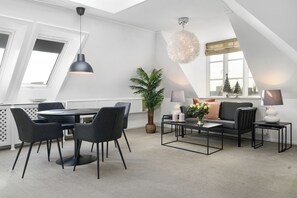 Grand Suite | Living area