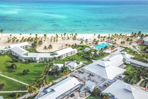Exterior - Viva Fortuna Beach by Wyndham, A Trademark All Inclusive (Freeport)