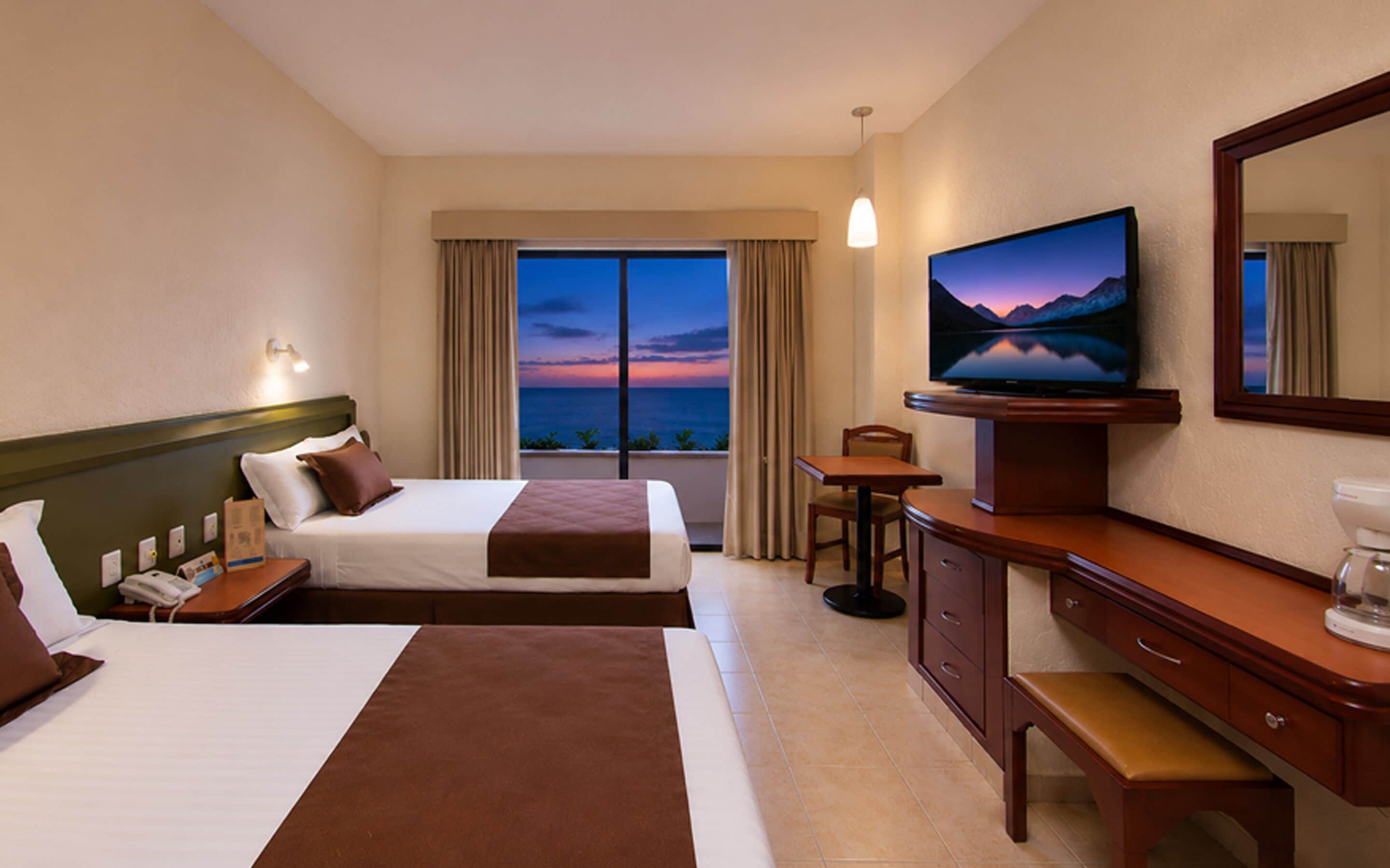 Standard Room | Premium bedding, blackout drapes, iron/ironing board, cribs/infant beds