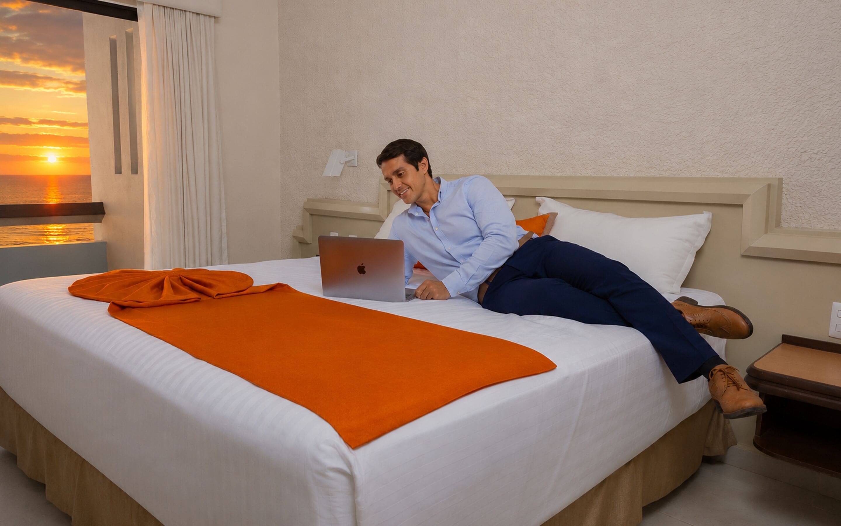 Standard Room, King Size | Premium bedding, blackout drapes, iron/ironing board, cribs/infant beds