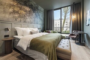 スーペリア ルーム ダブルベッド 1 台 | デスク、遮光カーテン、防音設備、アイロン / アイロン台