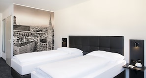Comfort Twin Room | Hypo-allergenic bedding, desk, laptop workspace, blackout curtains
