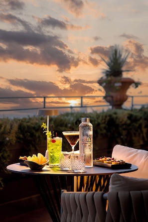 Bar (on property) - Hotel San Francesco Al Monte (Naples)