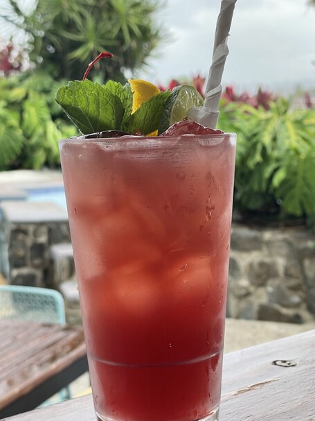 Lazy Parrot Inn - Image 16