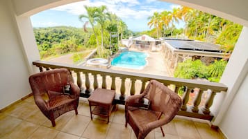 Poolside King | Terrazza/patio