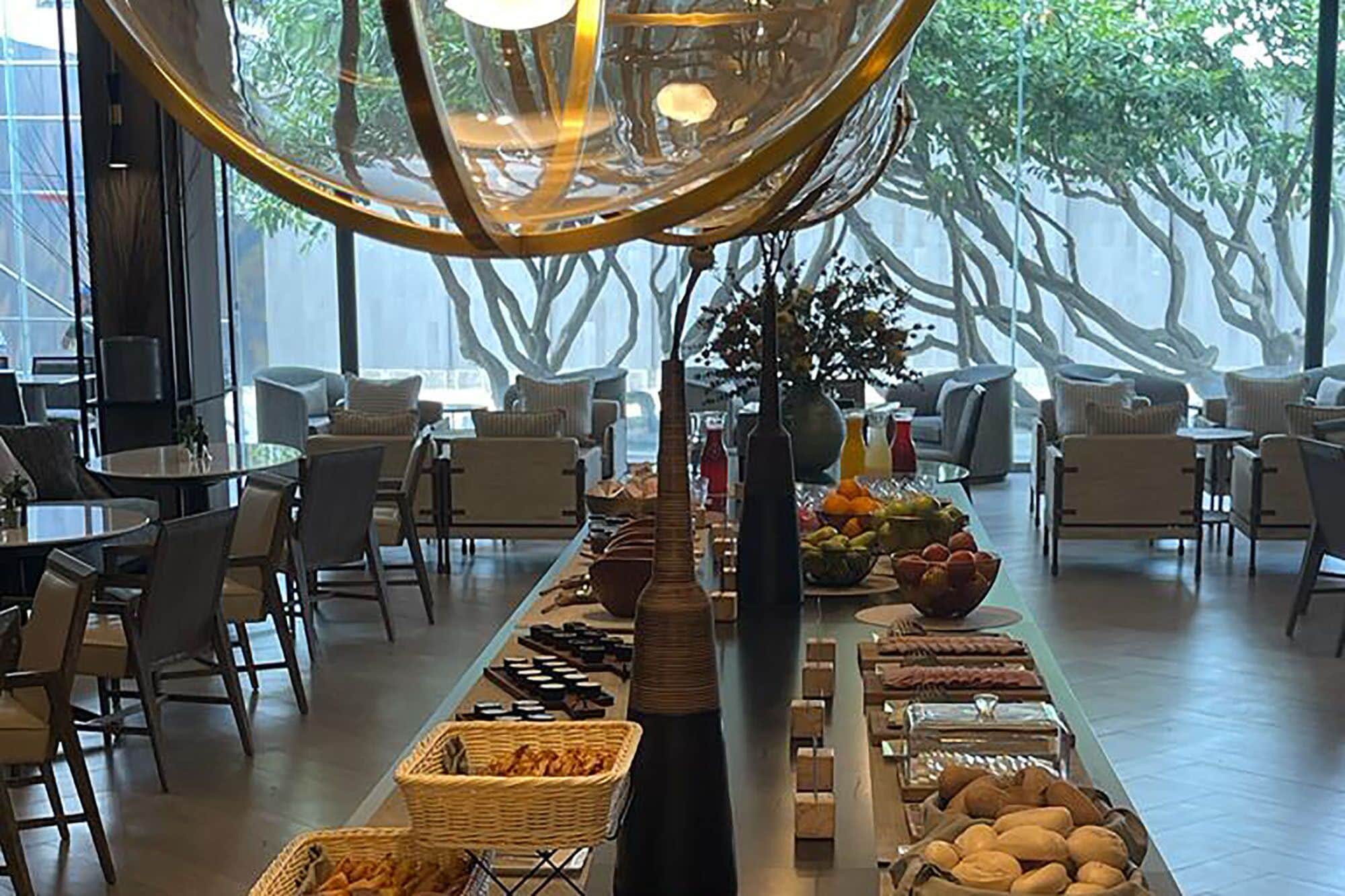 Petit déjeuner buffet compris tous les jours