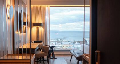 Hotel Cabo De Hornos