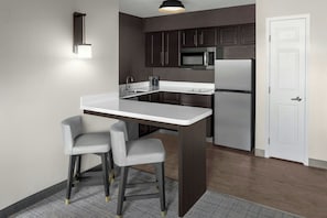 Premium bedding, down duvets, desk, iron/ironing board - Residence Inn by Marriott Albuquerque North (Albuquerque)