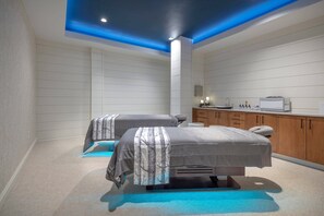 Salas de tratamientos para parejas, sauna, bañera de hidromasaje 
