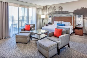 In-room safe, desk, laptop workspace, blackout curtains - Auburn Marriott Opelika Resort & Spa at Grand National (Opelika)