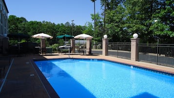 Outdoor pool, open 8:00 AM to 10:00 PM, sun loungers