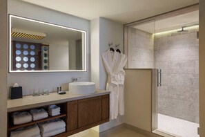 Ensemble douche/baignoire, baignoire relaxante profonde