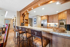 Premium Condo, 3 Bedrooms | Private kitchen | Full-size fridge, microwave, oven, stovetop