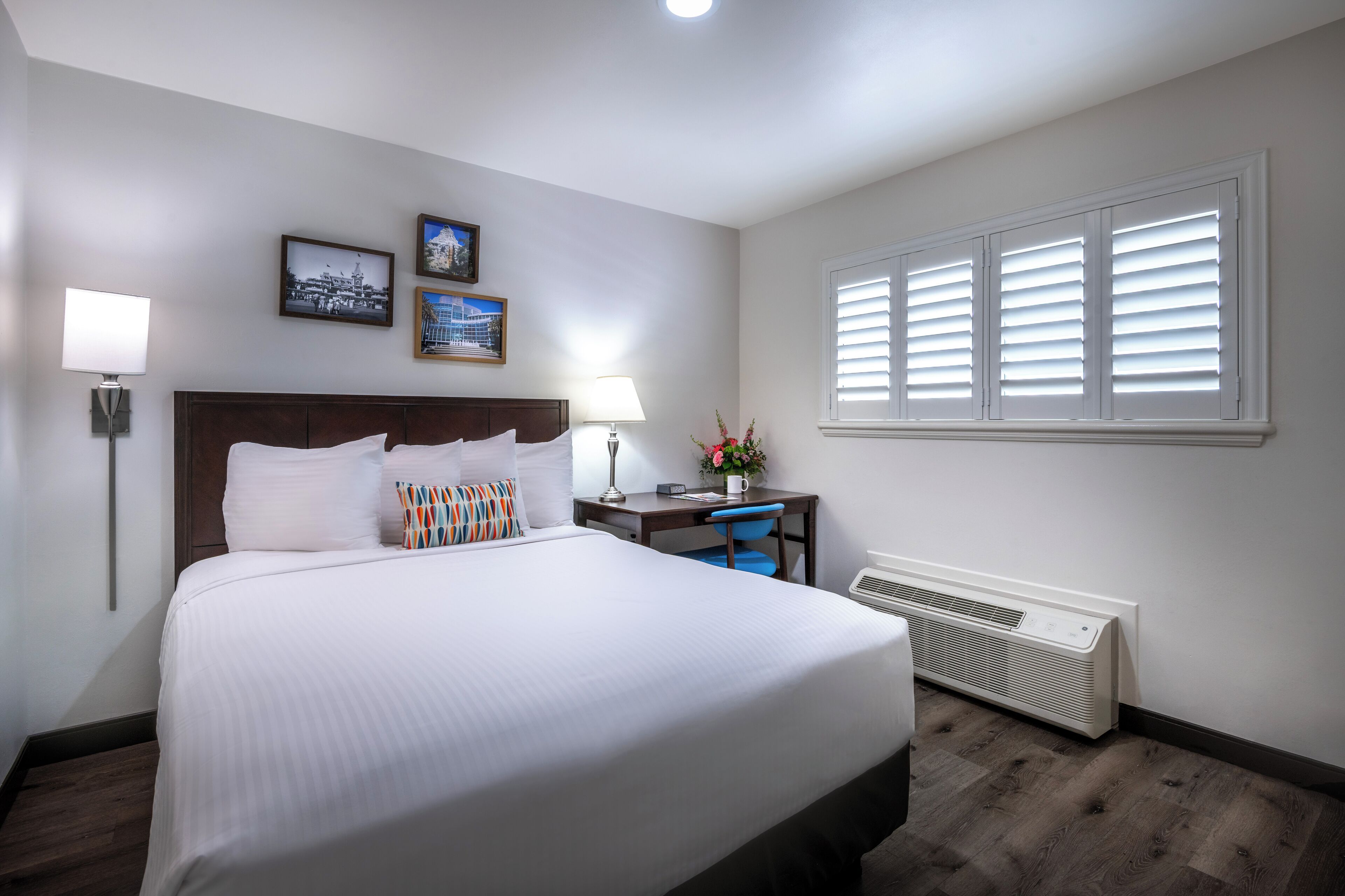 Foto - Alpine Inn near Convention Center and the Park