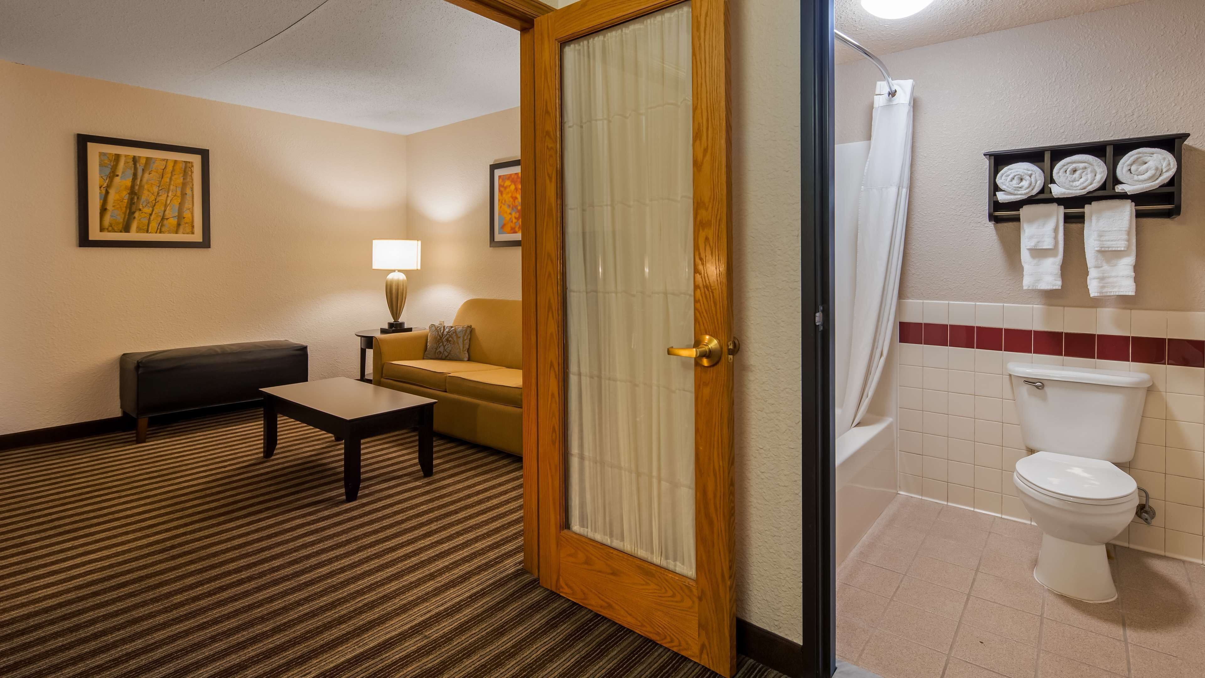 In-room safe, desk, laptop workspace, blackout curtains
