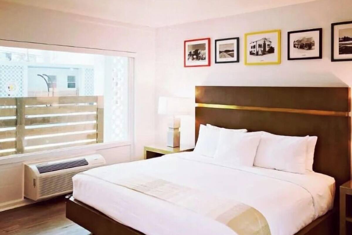 Hochwertige Bettwaren, Minibar, Bügeleisen/Bügelbrett, kostenloses WLAN