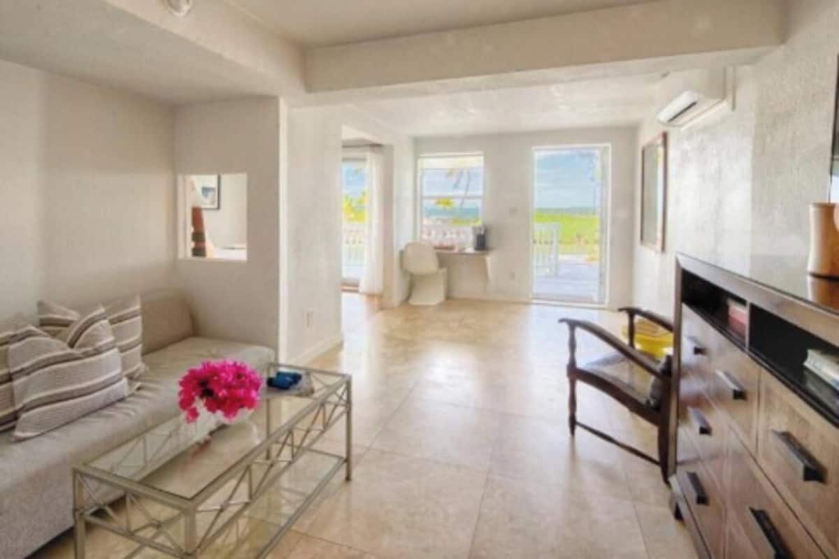 Premium bedding, minibar, in-room safe, individually decorated