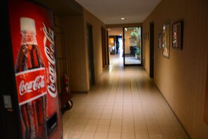 Vending machine - Travelodge by Wyndham Saint-Liboire (Saint-liboire)