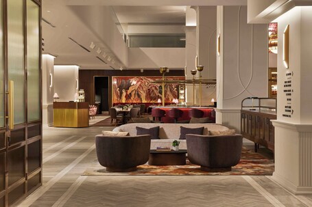 Hilton Toronto - Image 57