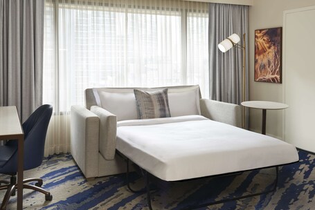 Hilton Toronto - Image 103