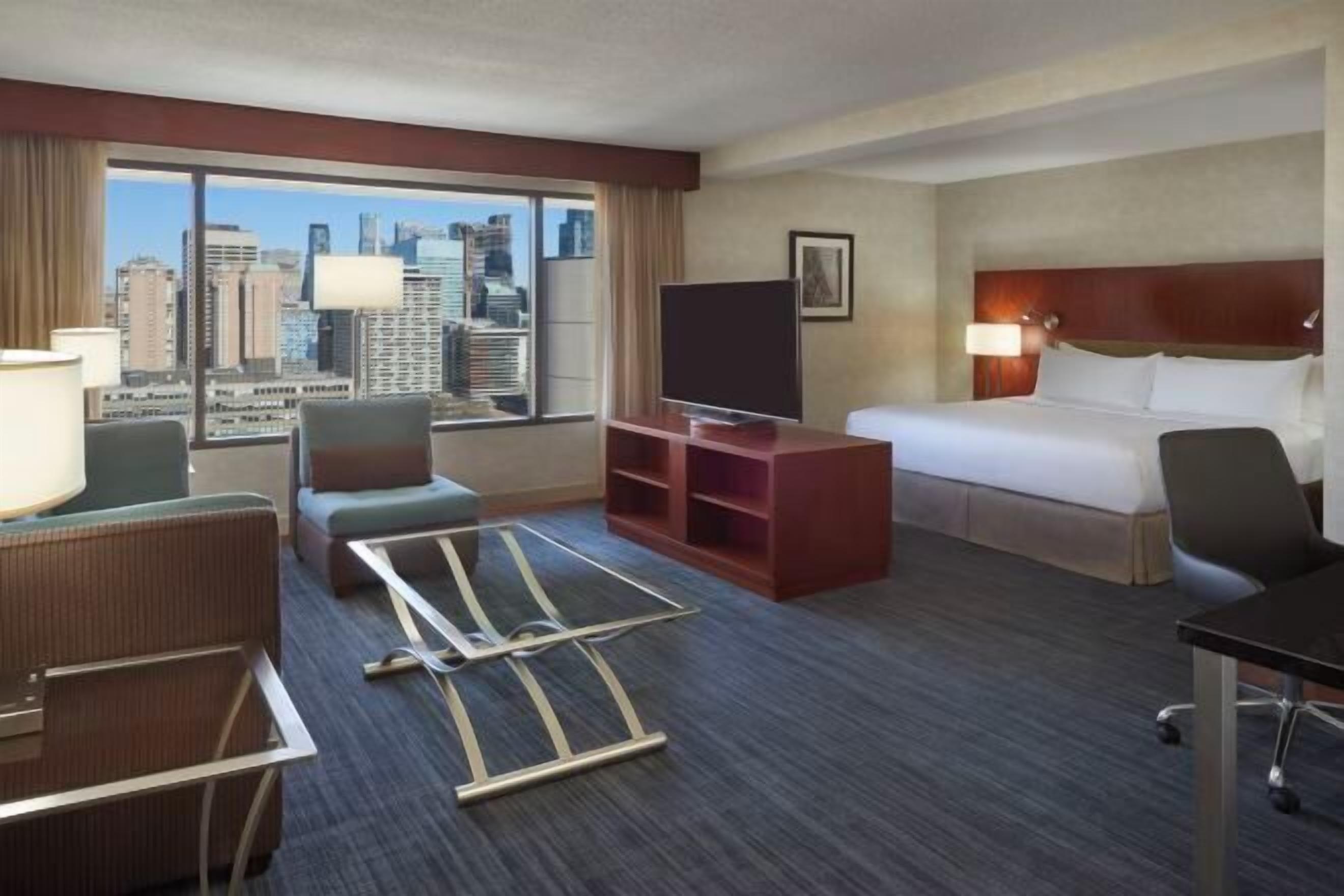 Premium bedding, pillowtop beds, in-room safe, individually decorated