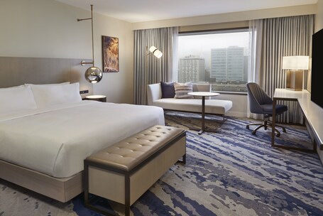 Hilton Toronto - Image 76