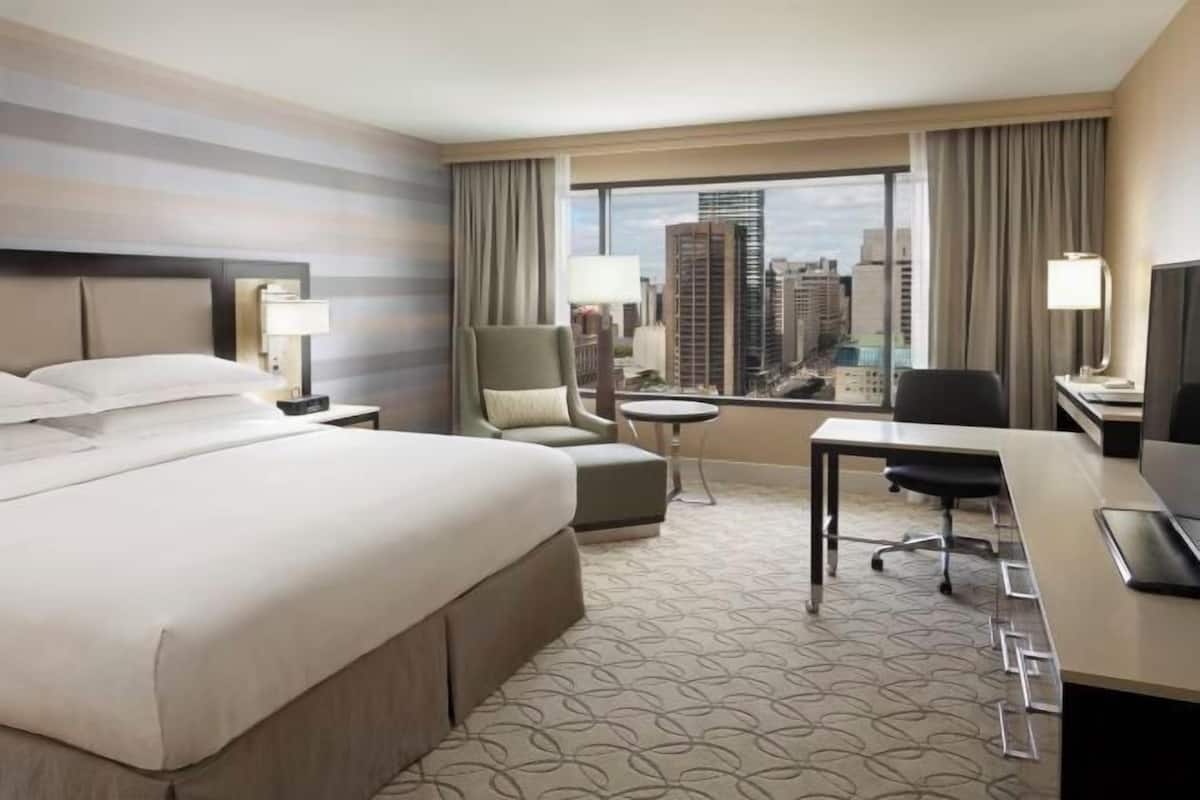 Premium bedding, pillow-top beds, in-room safe, desk