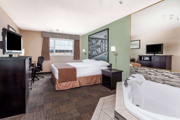 Suite, 1 King Bed, Jetted Tub