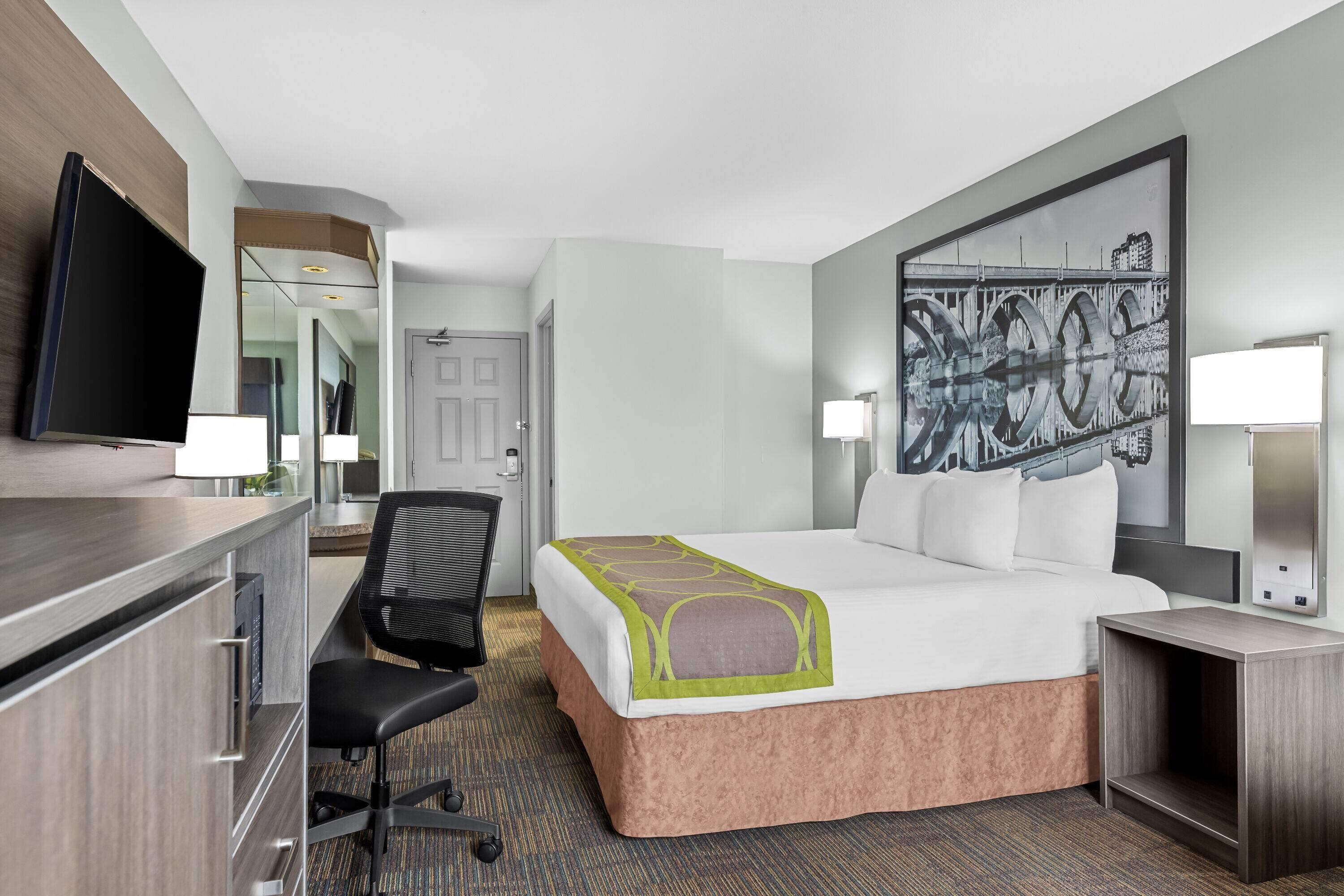 Desk, laptop workspace, soundproofing, iron/ironing board