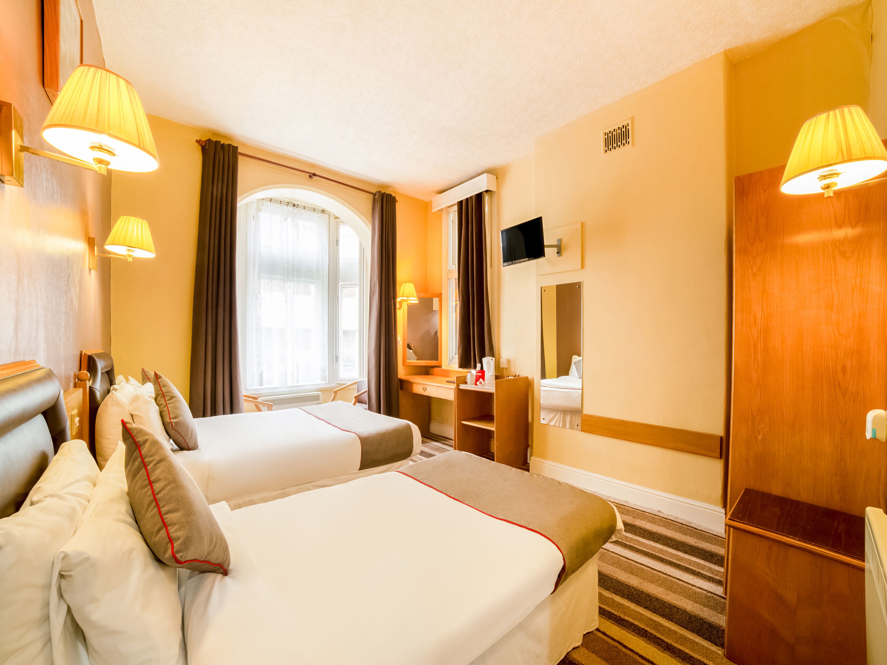 Desk, iron/ironing board, free WiFi, bed sheets