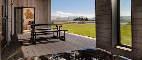 Luxury House, 2 Bedrooms, Hot Tub, Lake View | Terrace/patio