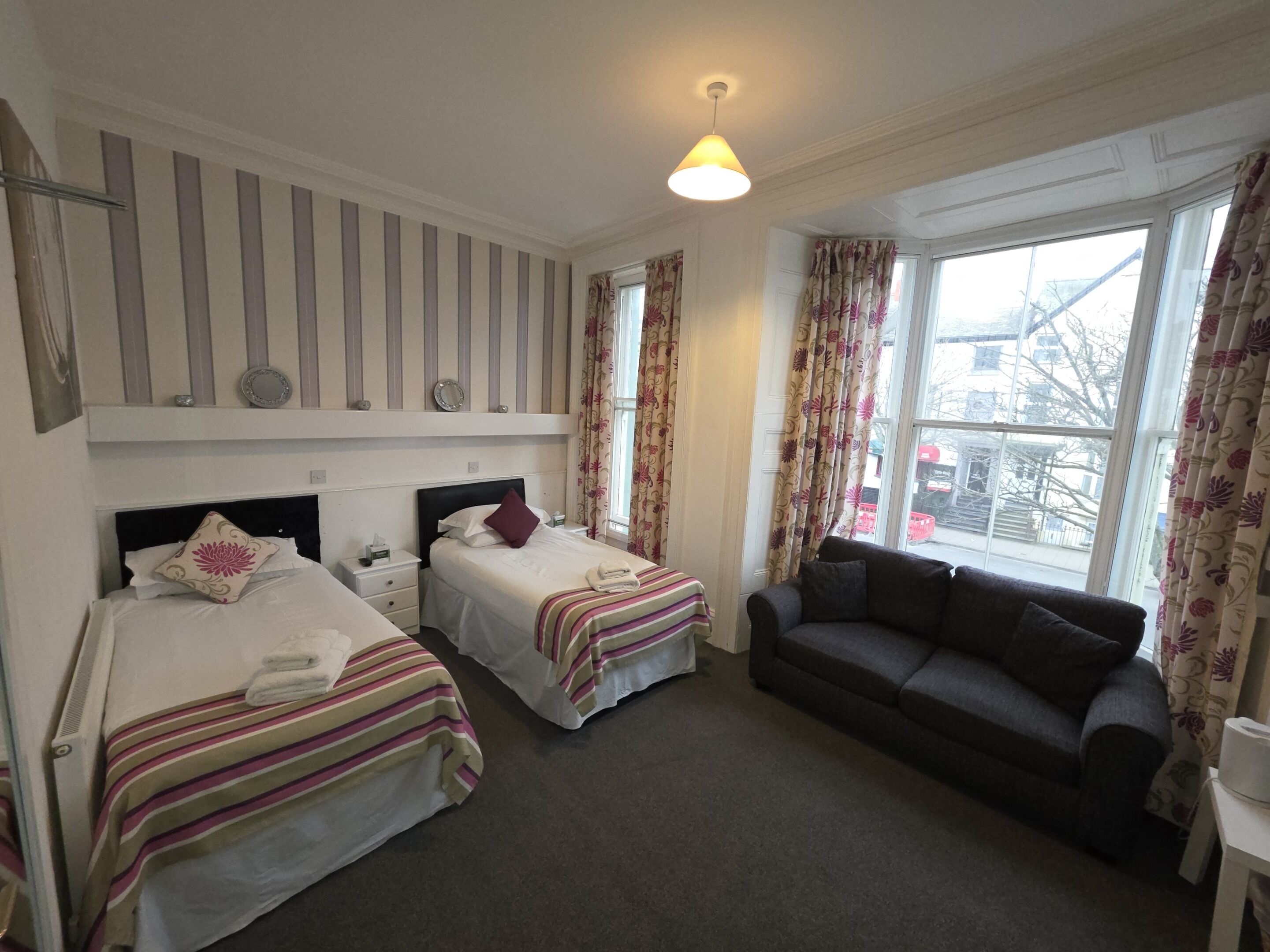 Twin Room 2 | Iron/ironing board, free WiFi