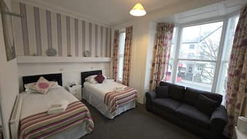 Twin Room 2 | Strykjärn/strykbräda och gratis wi-fi