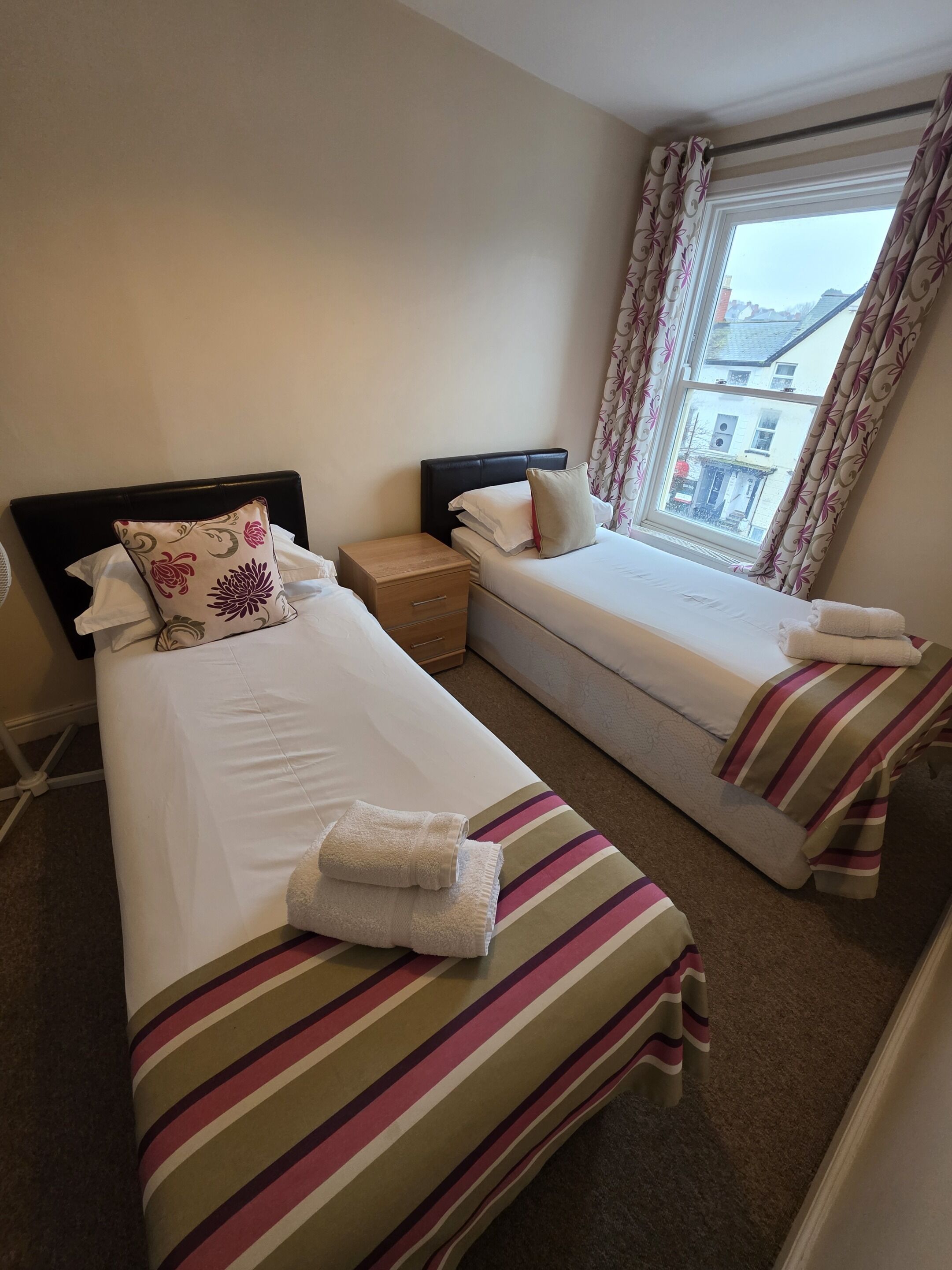 Apartment, 2 Bedrooms, Annex Building | Iron/ironing board, free WiFi
