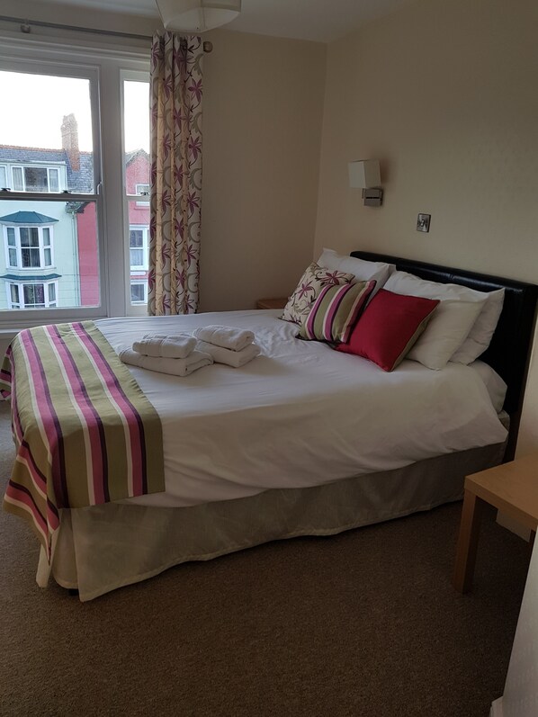 مكواة/لوح كي وواي فاي مجانًا