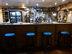 Bar (en la propiedad)